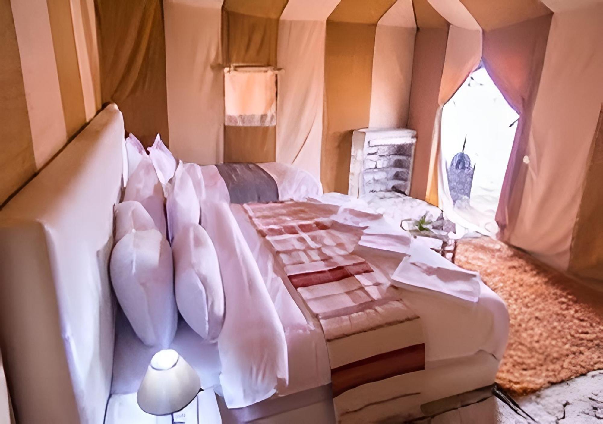 Merzouga Lovely Luxury Camp Екстер'єр фото